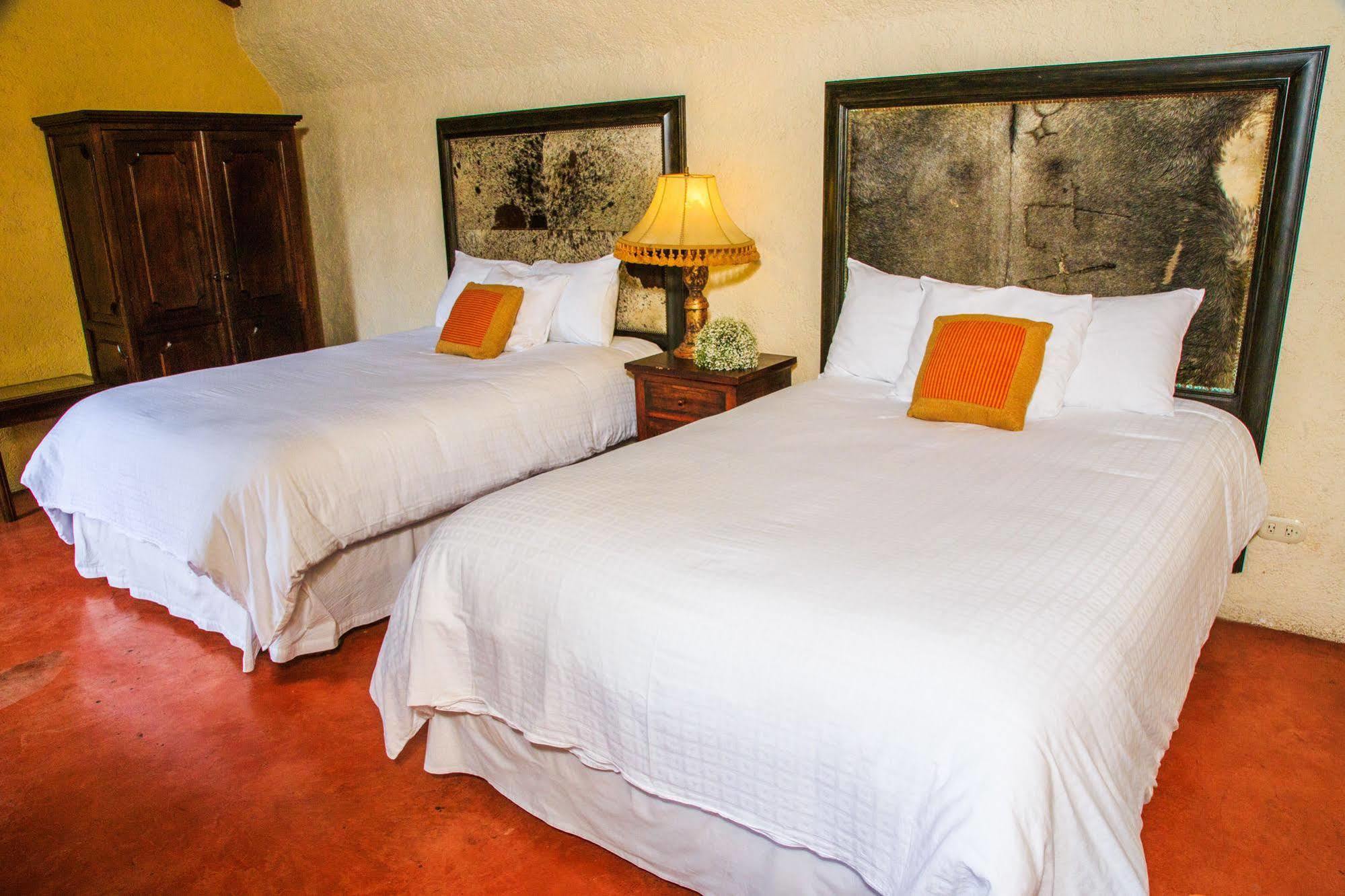 Hotel Lo De Bernal Antigua Exterior foto
